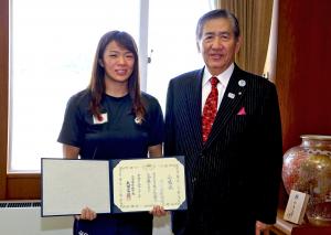 金城梨紗子さん写真